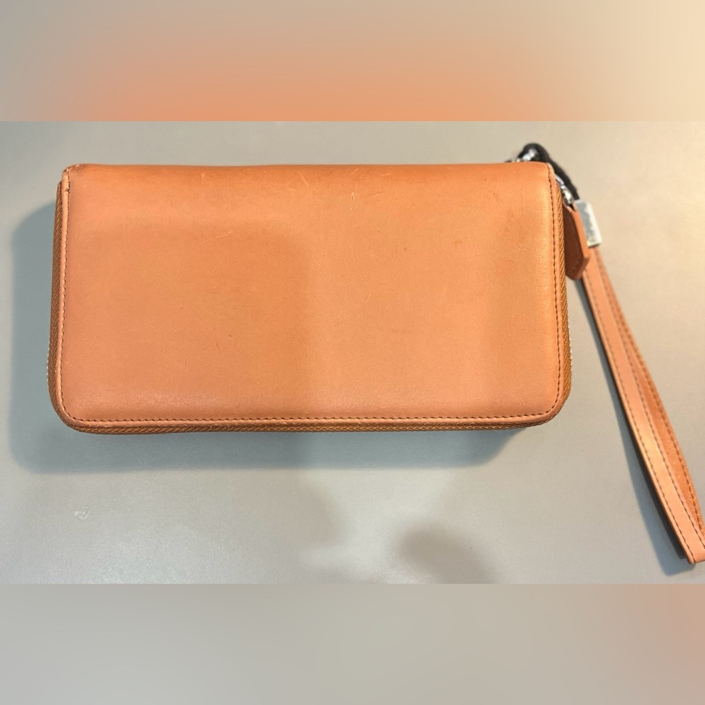 BOGO Tan wallet